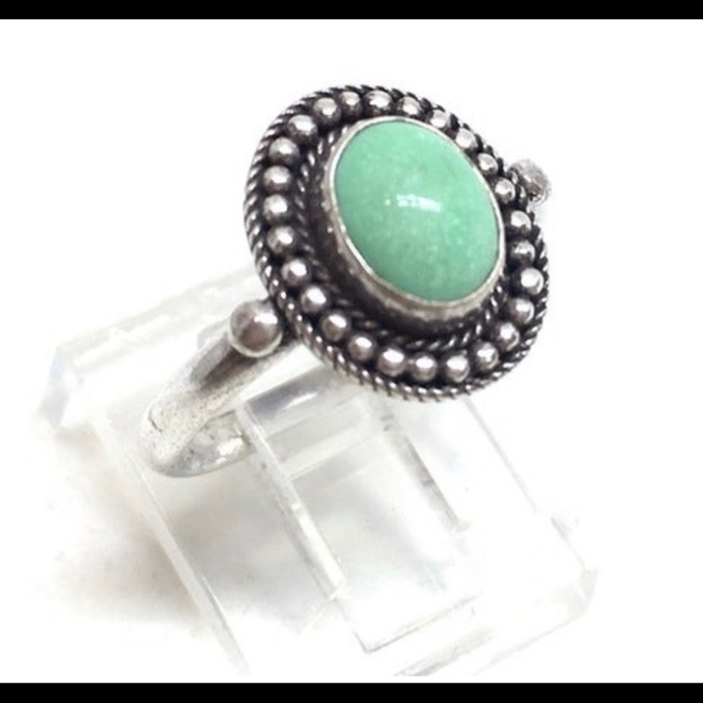 .925 Sterling Silver Bali Design Aventurine Ring